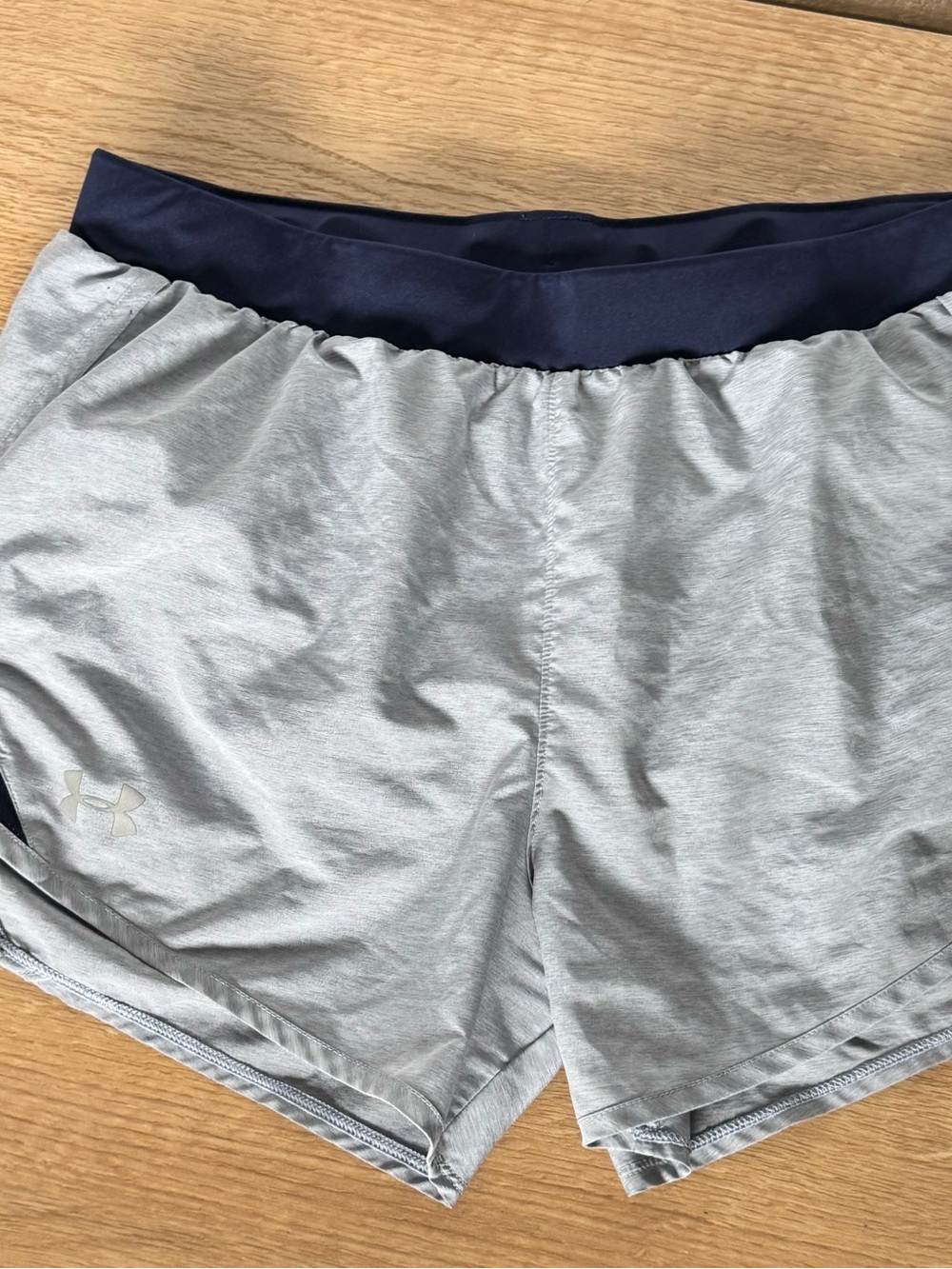Under Armour Women's Light Gray Athletic Shorts with Navy Waistband Sz M